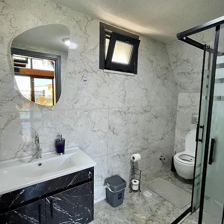 Sakarya Kurtkoey Dibektas Da 2 1salon Oezel Havuz -goel Manzarali - 5 Kisilik Bungalov-bng-117-c Ferienhaus